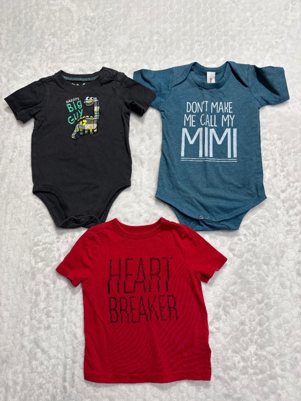 Baby boys bodysuits & tee t-shirt bundle lot Size 18 months